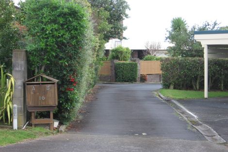Photo of property in 2/16 Oleander, Farm Cove, Auckland, 2012