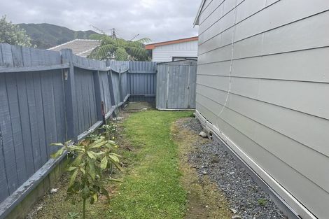 Photo of property in 1 Strand Crescent, Naenae, Lower Hutt, 5011