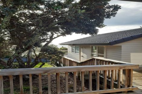 Photo of property in 966b Whangaparaoa Road, Manly, Whangaparaoa, 0930