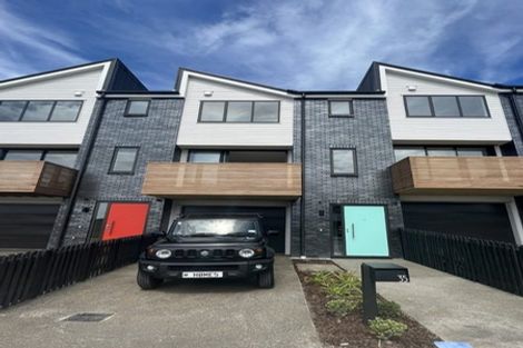 Photo of property in 35 Holystone Road, Whitby, Porirua, 5024