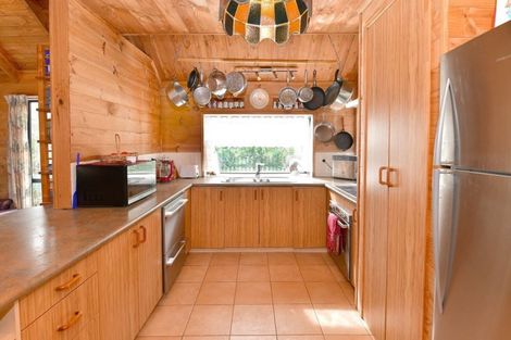 Photo of property in 1347 Old North Road, Helensville, 0875