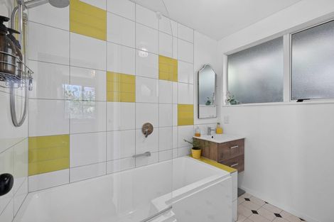 Photo of property in 2/31a Huntsbury Avenue, Huntsbury, Christchurch, 8022