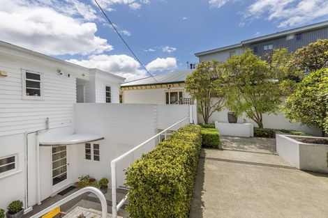 Photo of property in 29a Grass Street, Roseneath, Wellington, 6011