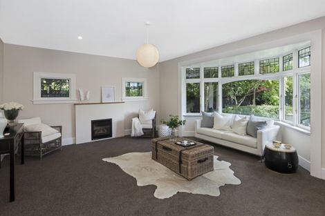 Photo of property in 21 Saint Andrews Square, Strowan, Christchurch, 8052