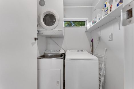 Photo of property in 39 Taharepa Road, Hilltop, Taupo, 3330