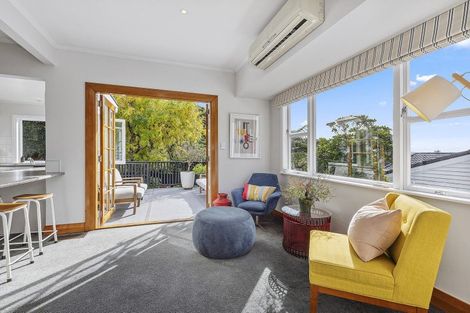 Photo of property in 21 Waikare Street, Karori, Wellington, 6012