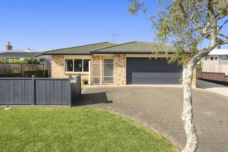 Photo of property in 16a Goods Road, Otumoetai, Tauranga, 3110
