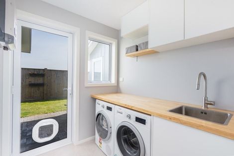 Photo of property in 66 Huka Heights Drive, Rangatira Park, Taupo, 3330