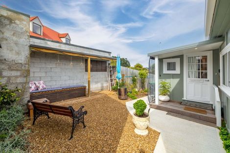 Photo of property in 17 Whero Avenue, Diamond Harbour, Lyttelton, 8971