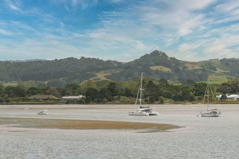 Photo of property in 185 Omaha Drive, Omaha, 0986