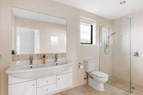 Photo of property in 20 Holyoake Terrace, Omokoroa, 3114