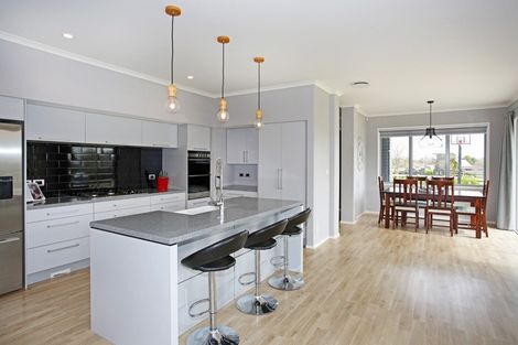 Photo of property in 1539 Waiuku Road, Waiuku, 2681