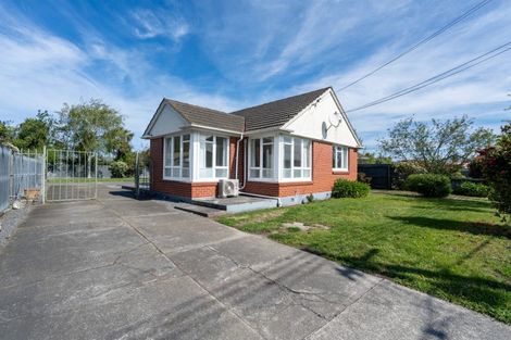 Photo of property in 4 Doreen Street, Aranui, Christchurch, 8061