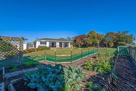 Photo of property in 49 Highden Road, Rongotea, Palmerston North, 4476