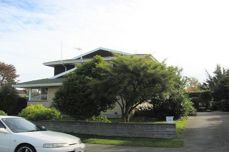 Photo of property in 2/77 Gladson Avenue, Sockburn, Christchurch, 8042
