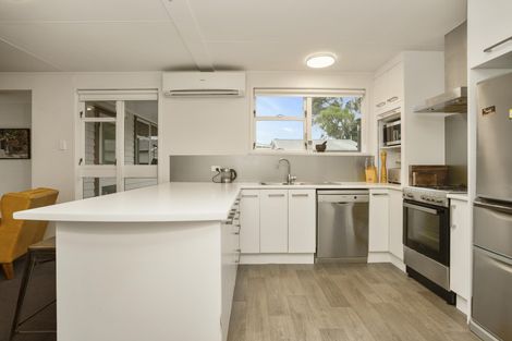 Photo of property in 44 Line Road, Glen Innes, Auckland, 1072