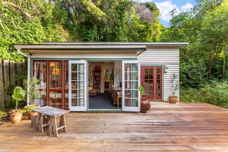 Photo of property in 44 Gordon Road, Plimmerton, Porirua, 5026