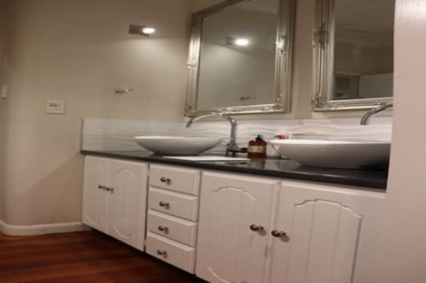 Photo of property in 191 Hakanoa Street, Huntly, 3700