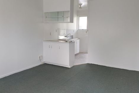 Photo of property in 62 Lincoln Road, Henderson, Auckland, 0610