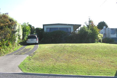 Photo of property in 13 Sealy Road, Torbay, Auckland, 0630