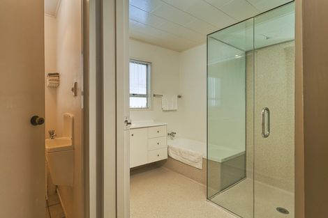 Photo of property in 94 Te Mata Road, Havelock North, 4130