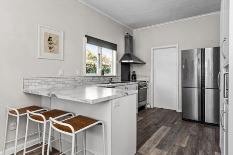 Photo of property in 3 Menin Road, Onekawa, Napier, 4110