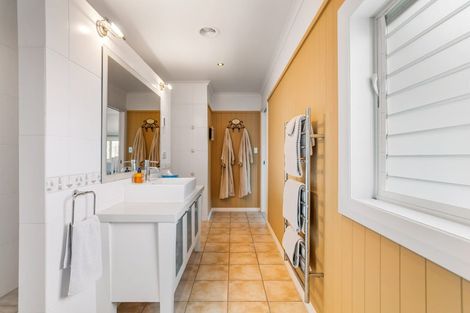 Photo of property in 4 Vista Paku, Pauanui, Hikuai, 3579