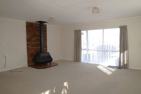 Photo of property in 17 Manawa Avenue, Raumati Beach, Paraparaumu, 5032