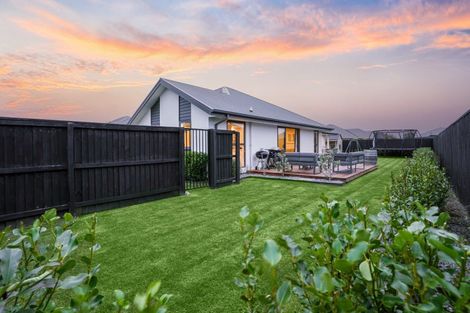 Photo of property in 55 Sequoia Way, Rangiora, 7400