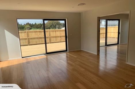 Photo of property in 6 Pahekeheke Road, Karaka, Papakura, 2113