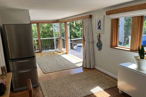 Photo of property in 8 Taungata Road, York Bay, Lower Hutt, 5013