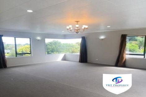 Photo of property in 21 Hakea Place, Totara Heights, Auckland, 2105