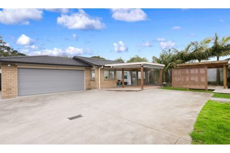 Photo of property in 39 Royal View Road, Te Atatu South, Auckland, 0610