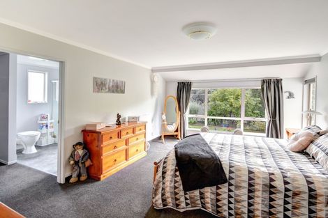 Photo of property in 16 Silverstream Drive, Mosgiel, 9024