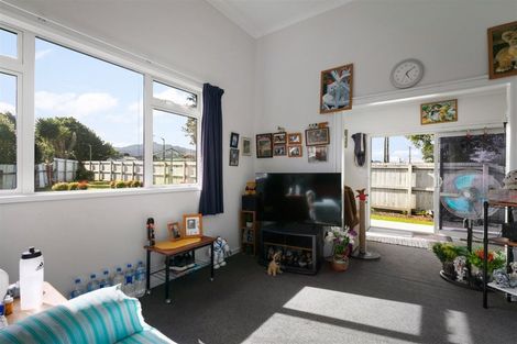 Photo of property in 10 Tauranga Road, Waihi, 3610