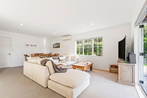 Photo of property in 242b Omaha Flats Road, Tawharanui Peninsula, 0986