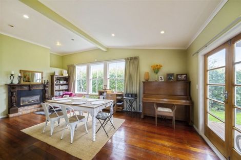 Photo of property in 10 Regent Street, Hawera, 4610