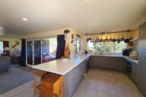 Photo of property in 260a Edward Street, Coromandel, 3506