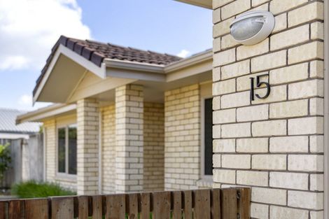 Photo of property in 15 Emery Place, Papamoa Beach, Papamoa, 3118