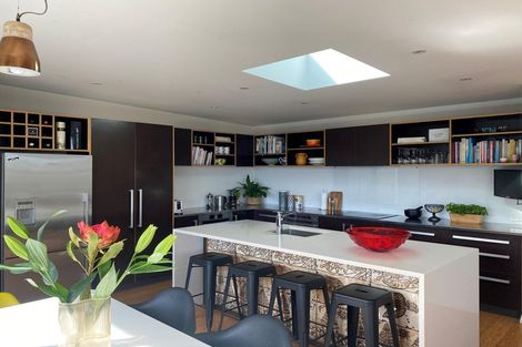 Photo of property in 135 Volga Street, Island Bay, Wellington, 6023