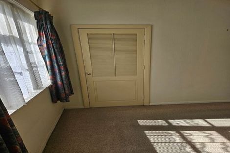 Photo of property in 130 Naenae Road, Naenae, Lower Hutt, 5011