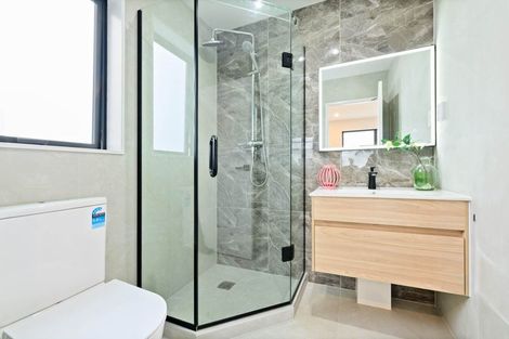 Photo of property in 118 Hyperion Drive, Randwick Park, Auckland, 2105