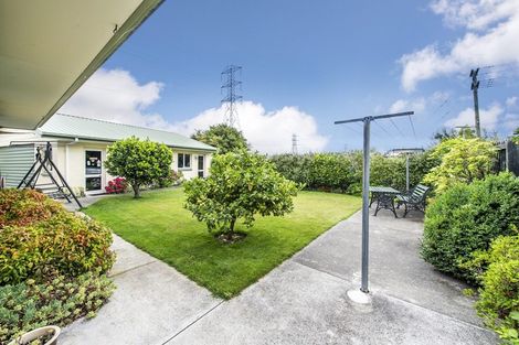 Photo of property in 68 Mauger Drive, Heathcote Valley, Christchurch, 8022