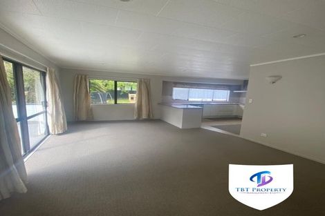 Photo of property in 21 Hakea Place, Totara Heights, Auckland, 2105