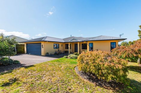 Photo of property in 14 The Grove, Nukuhau, Taupo, 3330