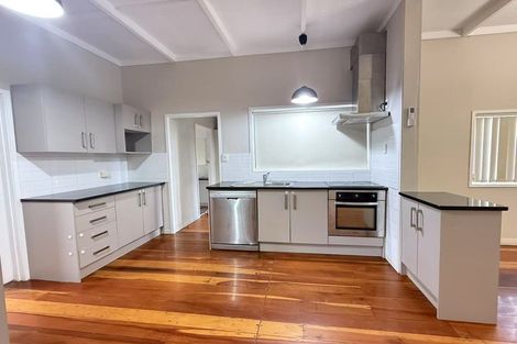Photo of property in 1/16 Reeves Road, Pakuranga, Auckland, 2010