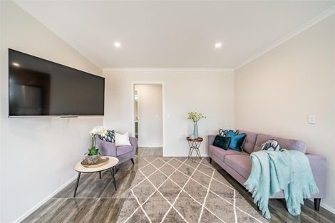 Photo of property in 37 Buddle Road, Wallaceville, Upper Hutt, 5018