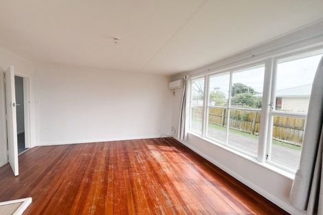 Photo of property in 3 Matai Place, Otaki, 5512