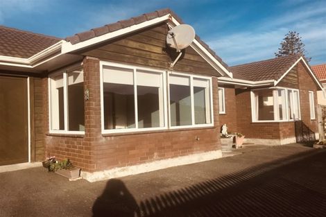 Photo of property in 71 Clyde Street, Island Bay, Wellington, 6023