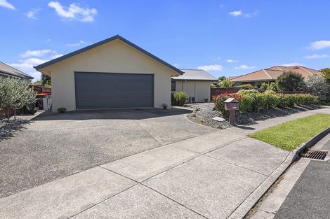 Photo of property in 16 Kingsford Drive, Stoke, Nelson, 7011